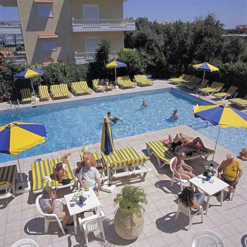 Maritime Hotel Apartments Petaloudes Exterior foto