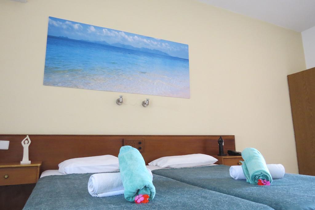 Maritime Hotel Apartments Petaloudes Exterior foto